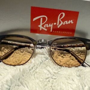 Ray-Ban folding clubmaster RB5334